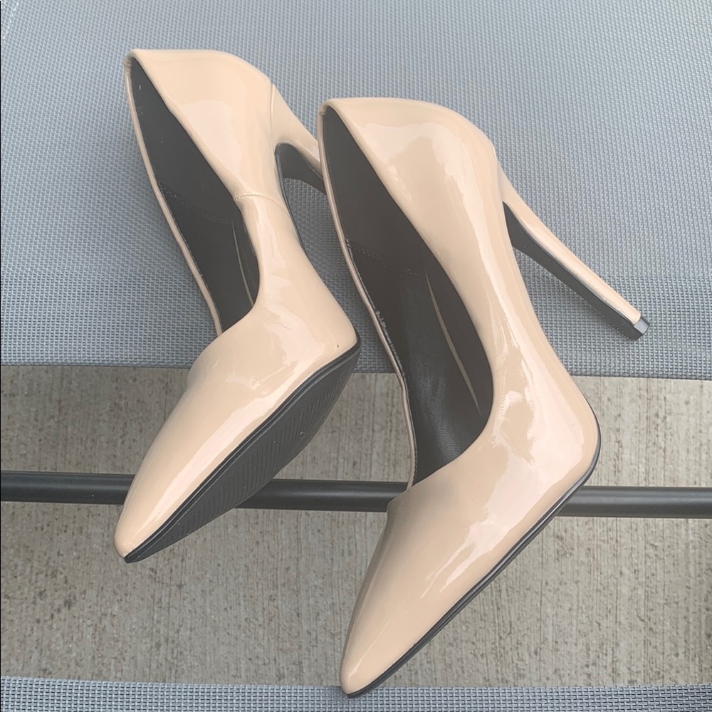 Delicious Cream Stiletto Heels Elegant Pointed-Toe Design